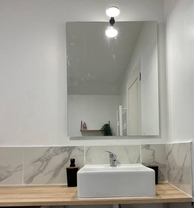 Petit Logement Proche Giverny Bonnieres-sur-Seine Exterior foto
